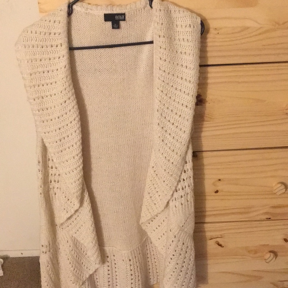 Off white vest/cardigan